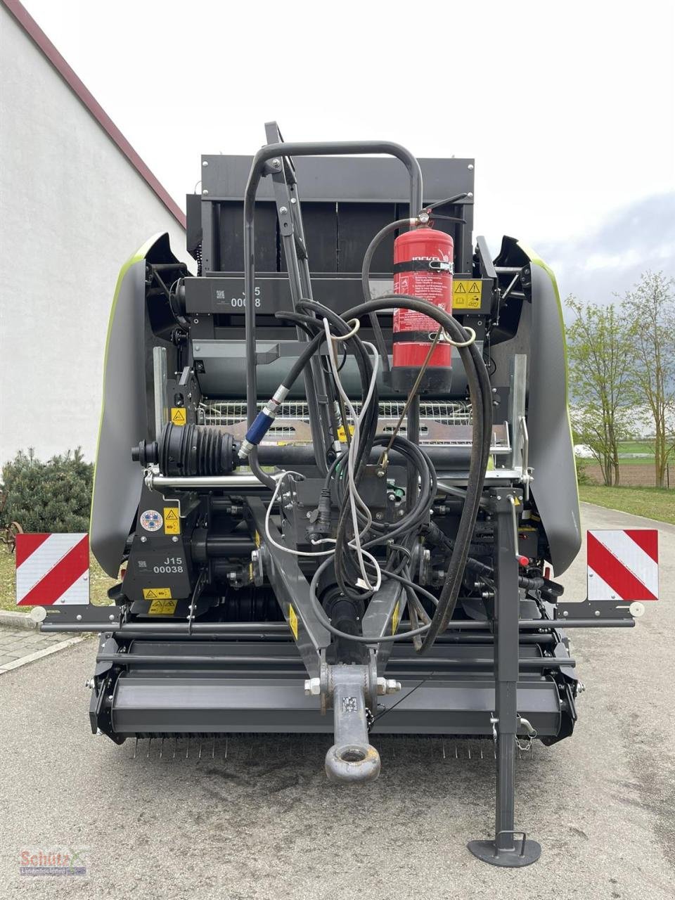 Rundballenpresse des Typs CLAAS Variant 580 RC PRO, neuwertige Rundballenpresse, Baujahr 2023, Gebrauchtmaschine in Schierling (Bild 9)