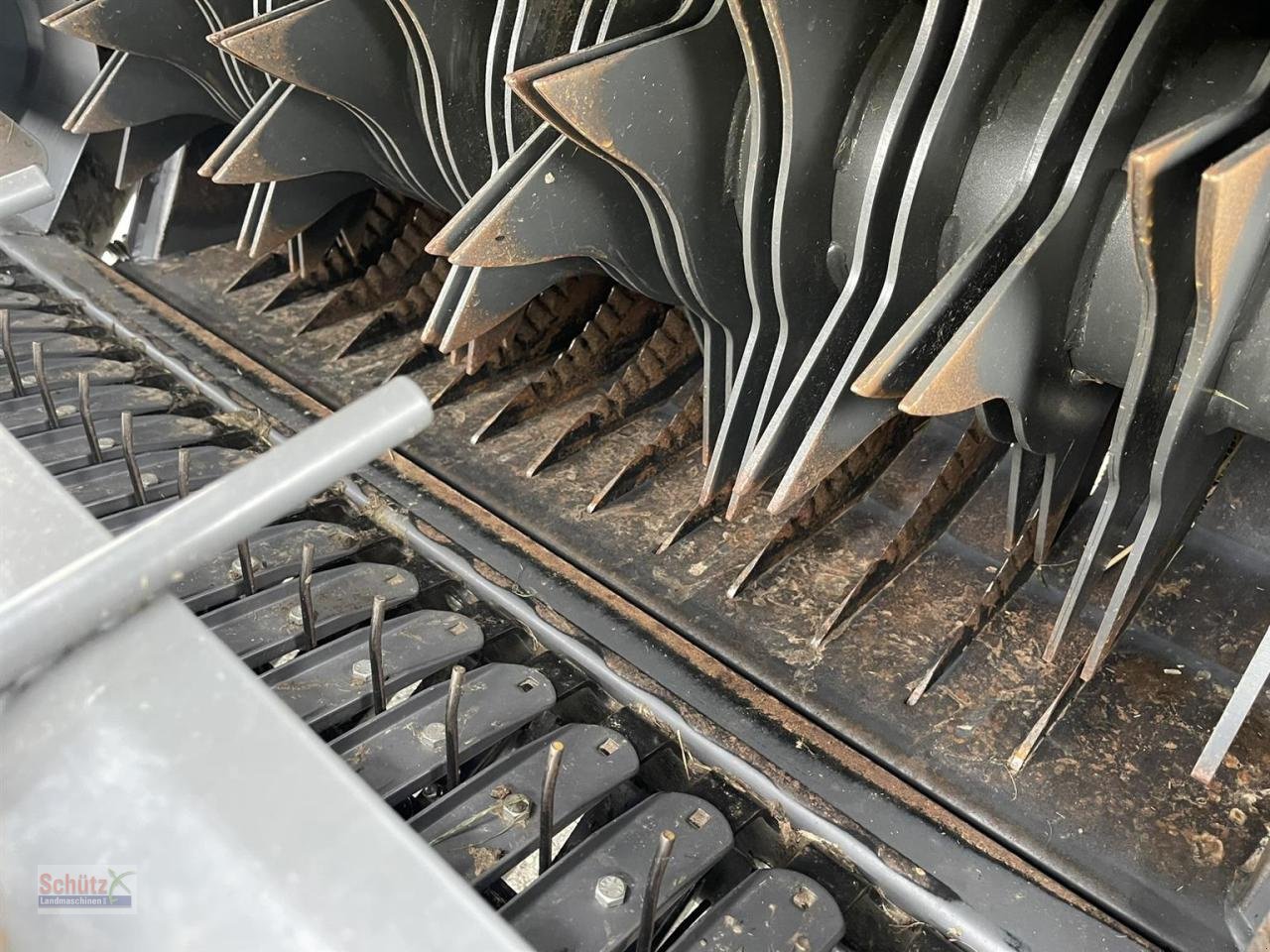 Rundballenpresse des Typs CLAAS Variant 580 RC PRO, neuwertige Rundballenpresse, Baujahr 2023, Gebrauchtmaschine in Schierling (Bild 13)