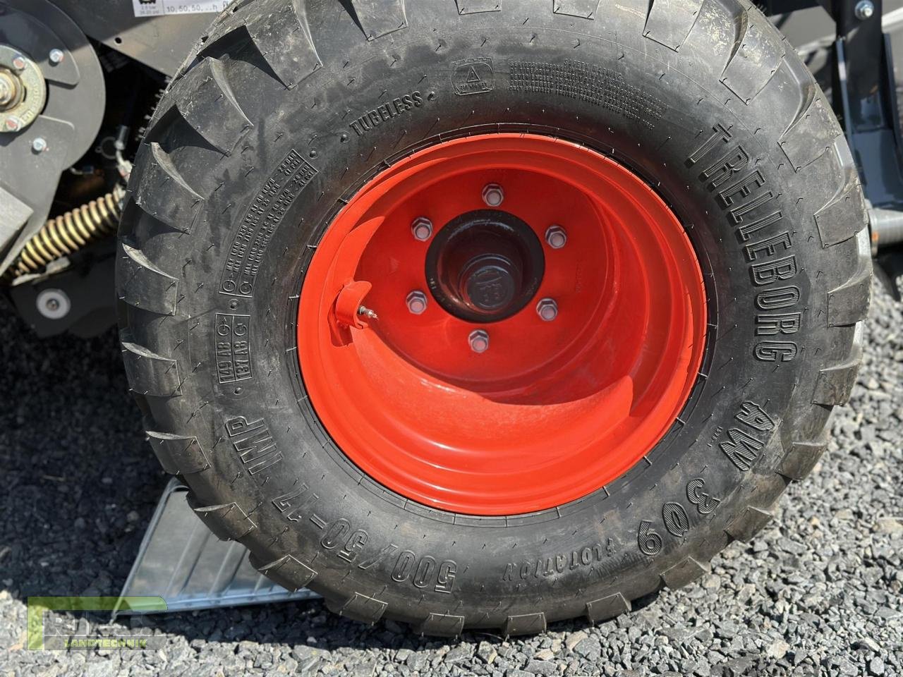 Rundballenpresse tip CLAAS VARIANT 585 PRO, Neumaschine in Homberg/Ohm - Maulbach (Poză 5)