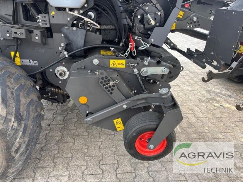 Rundballenpresse typu CLAAS VARIANT 585 RC PRO, Gebrauchtmaschine v Warburg (Obrázok 14)