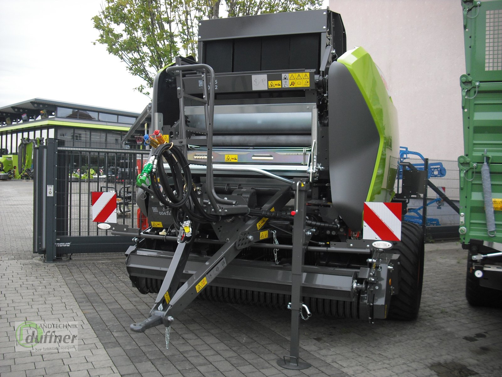 Rundballenpresse типа CLAAS Variant 585 RC Pro, Neumaschine в Hohentengen (Фотография 5)