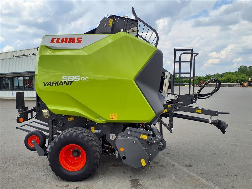 Rundballenpresse типа CLAAS Variant 585 RC, Gebrauchtmaschine в ANTIGNY (Фотография 4)