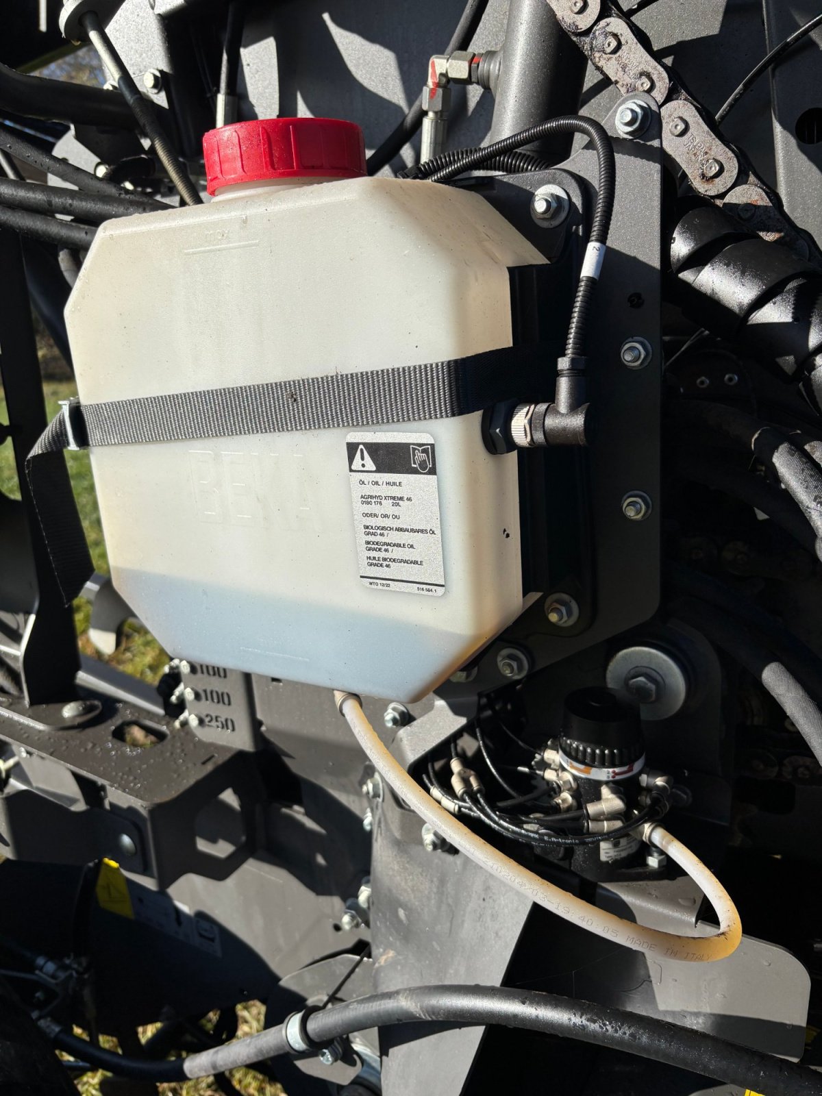 Rundballenpresse des Typs CLAAS VARIANT 585 RC, Gebrauchtmaschine in Elixhausen (Bild 14)