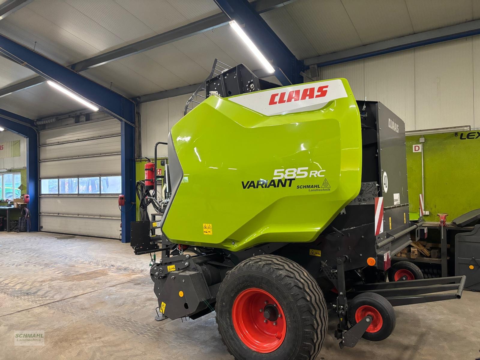 Rundballenpresse Türe ait CLAAS VARIANT 585, Neumaschine içinde Woltersdorf (resim 6)