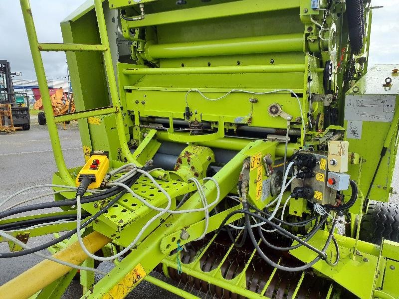 Rundballenpresse des Typs CLAAS VARIANT180, Gebrauchtmaschine in ANTIGNY (Bild 10)