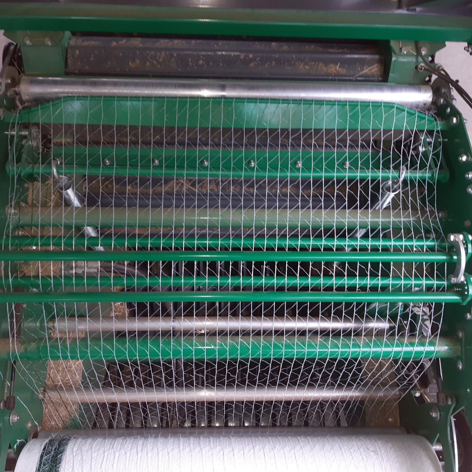 Rundballenpresse des Typs Criap Midi Baler 85, Neumaschine in Baumgarten (Bild 25)