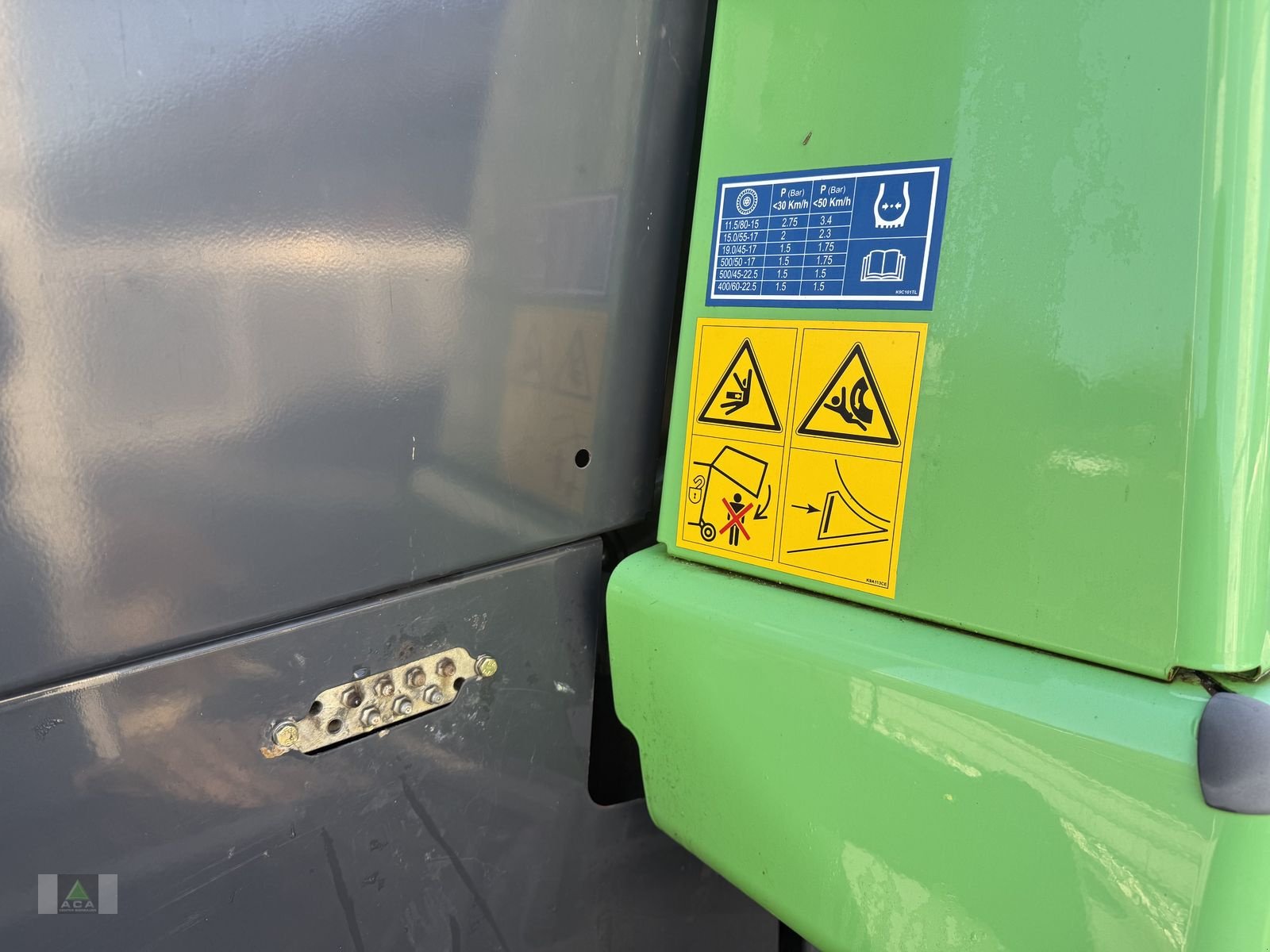 Rundballenpresse Türe ait Deutz-Fahr FIXMASTER 230, Gebrauchtmaschine içinde Markt Hartmannsdorf (resim 9)