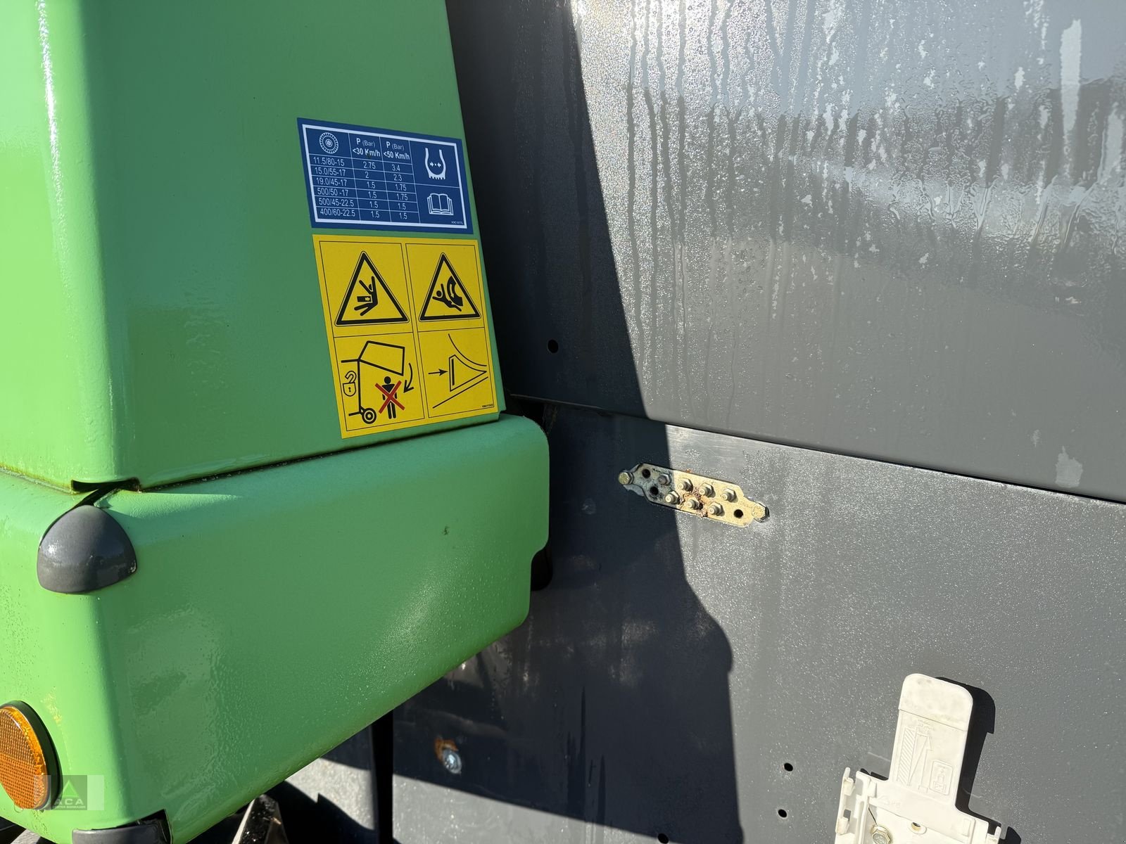 Rundballenpresse del tipo Deutz-Fahr FIXMASTER 230, Gebrauchtmaschine en Markt Hartmannsdorf (Imagen 10)