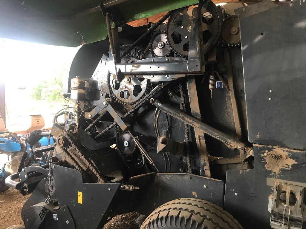 Rundballenpresse типа Deutz-Fahr Fixmaster 230, Gebrauchtmaschine в ST MARTIN EN HAUT (Фотография 7)