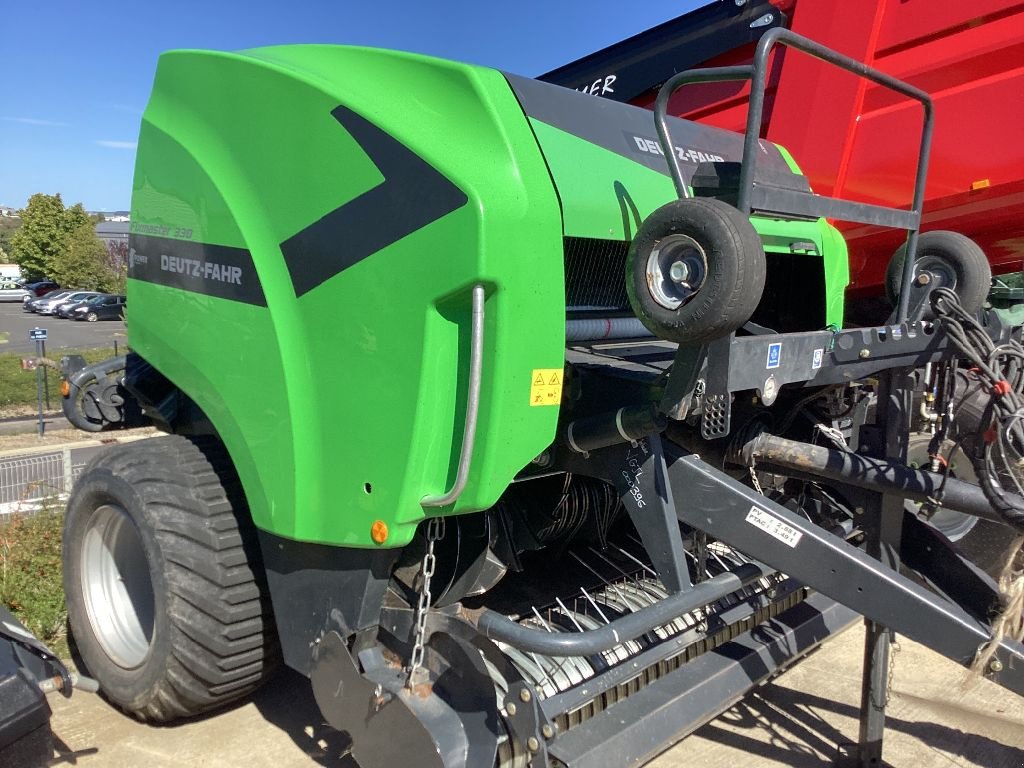 Rundballenpresse typu Deutz-Fahr Fixmaster 330, Gebrauchtmaschine v ST FLOUR (Obrázek 1)