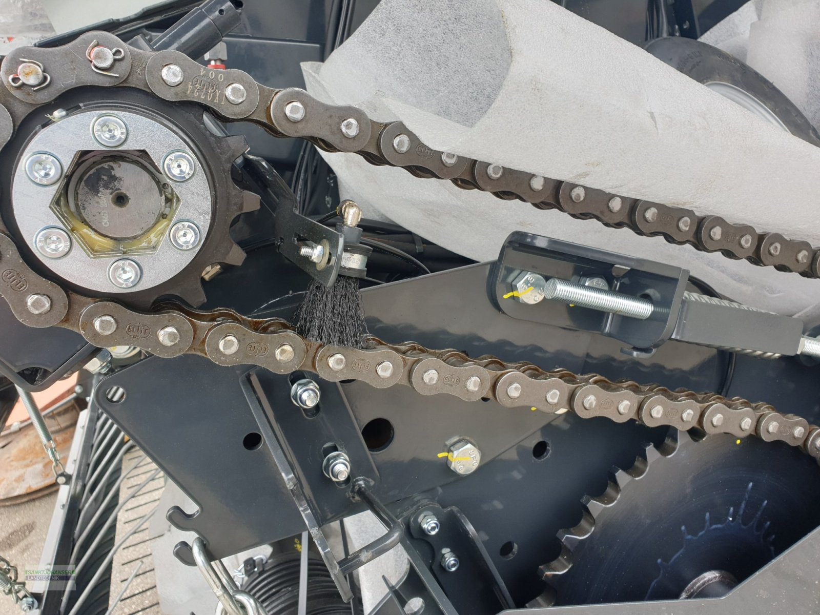 Rundballenpresse типа Deutz-Fahr FixMaster OC 14, Neumaschine в Diessen (Фотография 9)