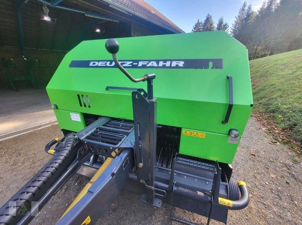 Rundballenpresse des Typs Deutz-Fahr MP 130, Gebrauchtmaschine in Markt Hartmannsdorf (Bild 3)