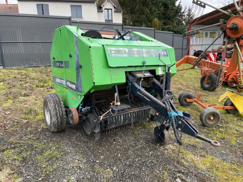 Rundballenpresse del tipo Deutz-Fahr Presse à balles rondes GP 2.30 Deutz-Fahr, Gebrauchtmaschine In LA SOUTERRAINE (Immagine 1)