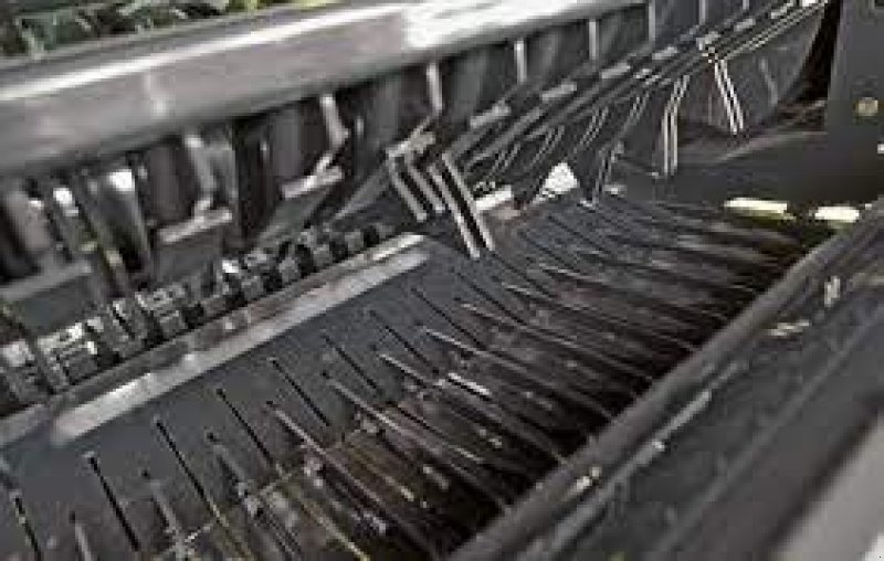 Rundballenpresse van het type Deutz-Fahr Presse à balles rondes PRESSEDROPFLOOR Deutz-Fahr, Gebrauchtmaschine in LA SOUTERRAINE (Foto 1)