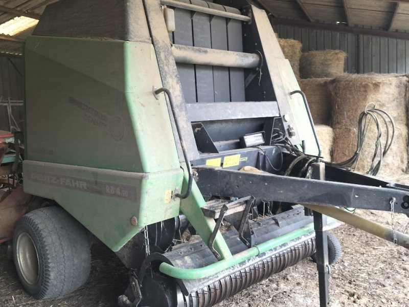 Rundballenpresse du type Deutz-Fahr Rb 4.90, Gebrauchtmaschine en VARZY (Photo 1)