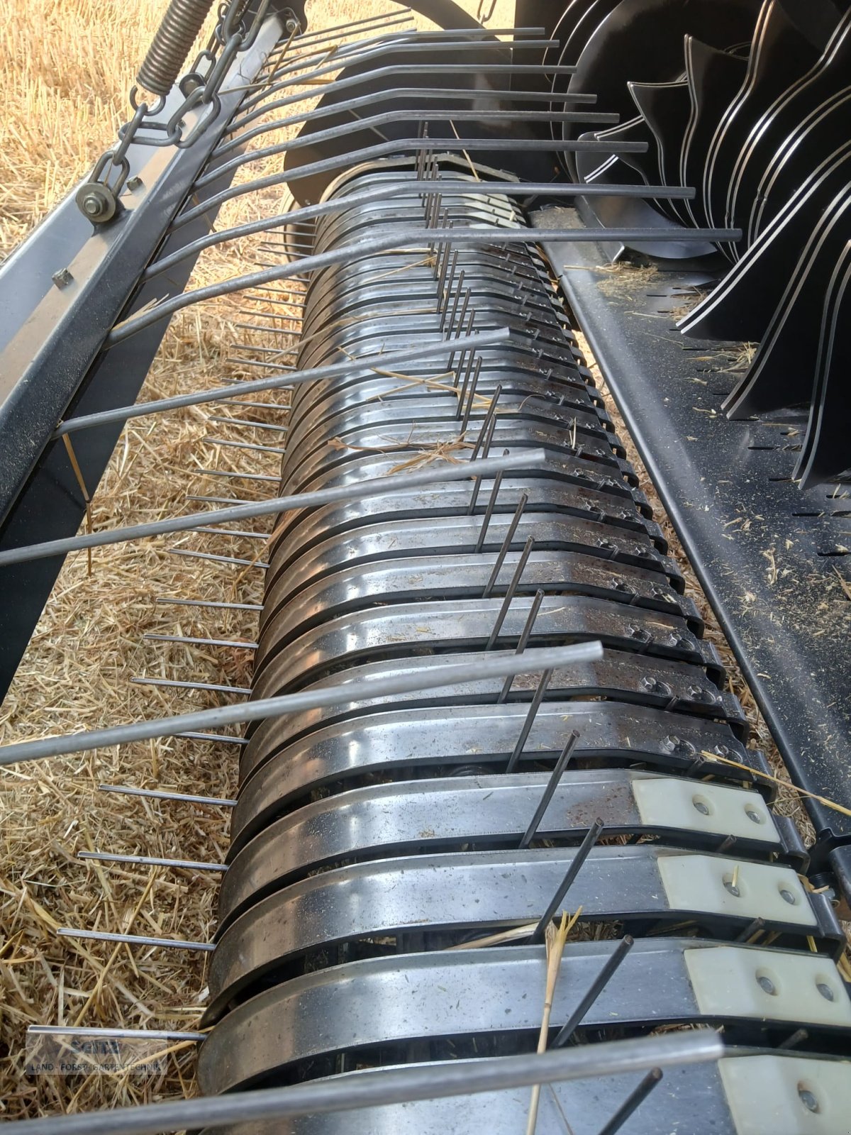 Rundballenpresse del tipo Deutz-Fahr Varimaster 560 OC, Gebrauchtmaschine en Lindenfels-Glattbach (Imagen 3)