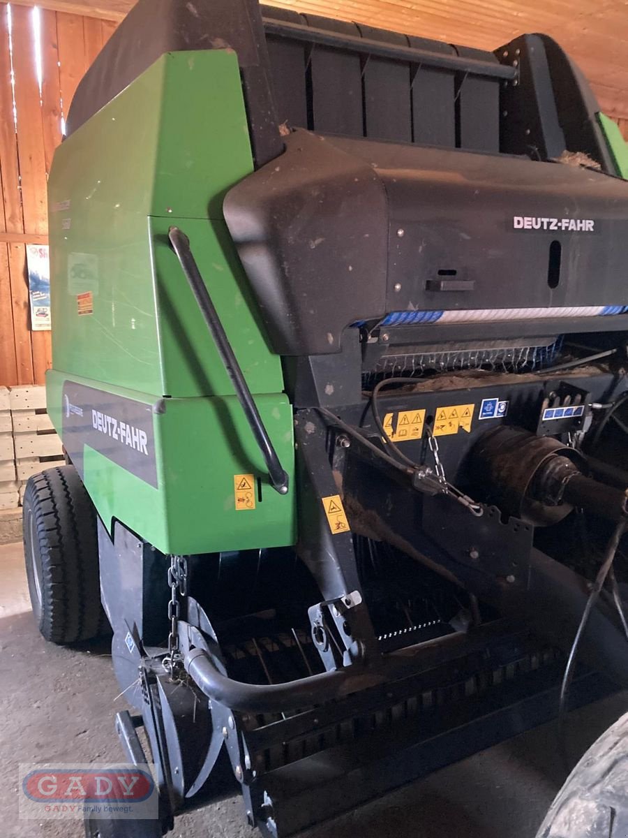 Rundballenpresse des Typs Deutz-Fahr VARIMASTER 560 RUNDBALLEN PRESSE, Gebrauchtmaschine in Lebring (Bild 2)