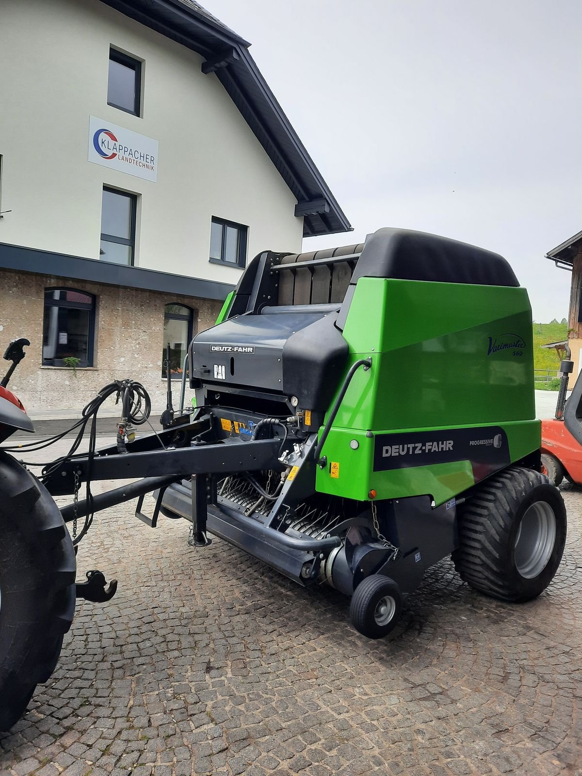 Rundballenpresse типа Deutz-Fahr Varimaster 560, Gebrauchtmaschine в Berndorf (Фотография 6)