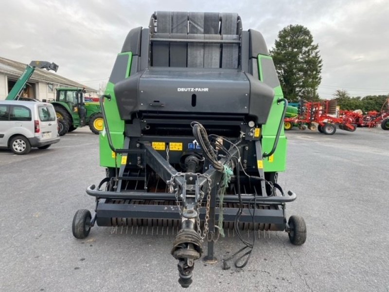 Rundballenpresse tip Deutz-Fahr VARIMASTER 685, Gebrauchtmaschine in Wargnies Le Grand (Poză 7)