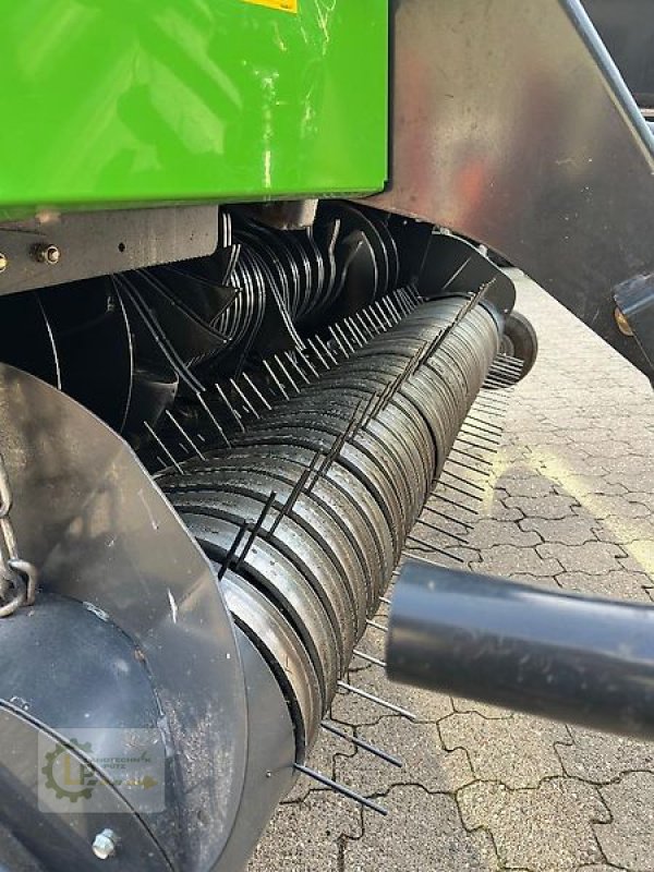 Rundballenpresse Türe ait Deutz-Fahr Varimaster 690 oc14, Gebrauchtmaschine içinde Zülpich (resim 11)