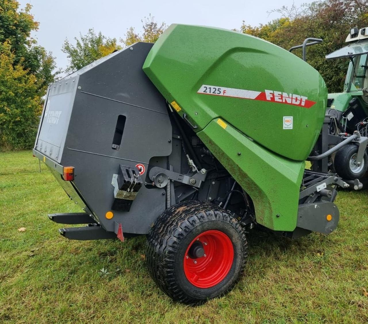 Rundballenpresse от тип Fendt 2125 F, Gebrauchtmaschine в Könnern (Снимка 7)