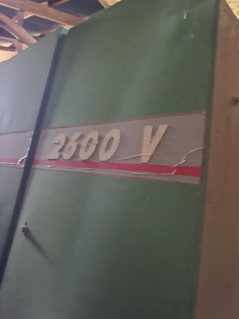 Rundballenpresse типа Fendt 2600 v, Gebrauchtmaschine в Calmont (Фотография 4)