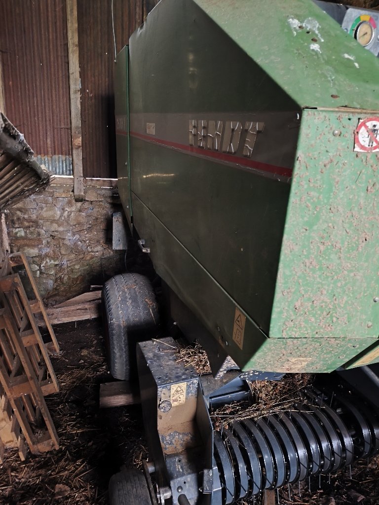 Rundballenpresse типа Fendt 2600 v, Gebrauchtmaschine в Calmont (Фотография 3)