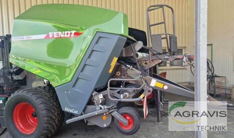 Rundballenpresse del tipo Fendt ROTANA 130 F XTRA, Neumaschine In Lennestadt (Immagine 1)
