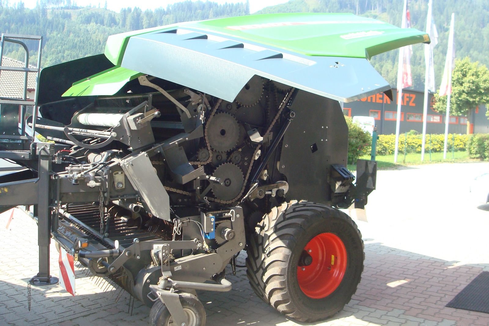 Rundballenpresse типа Fendt Rotana 130 F Xtra, Gebrauchtmaschine в Judenburg (Фотография 26)