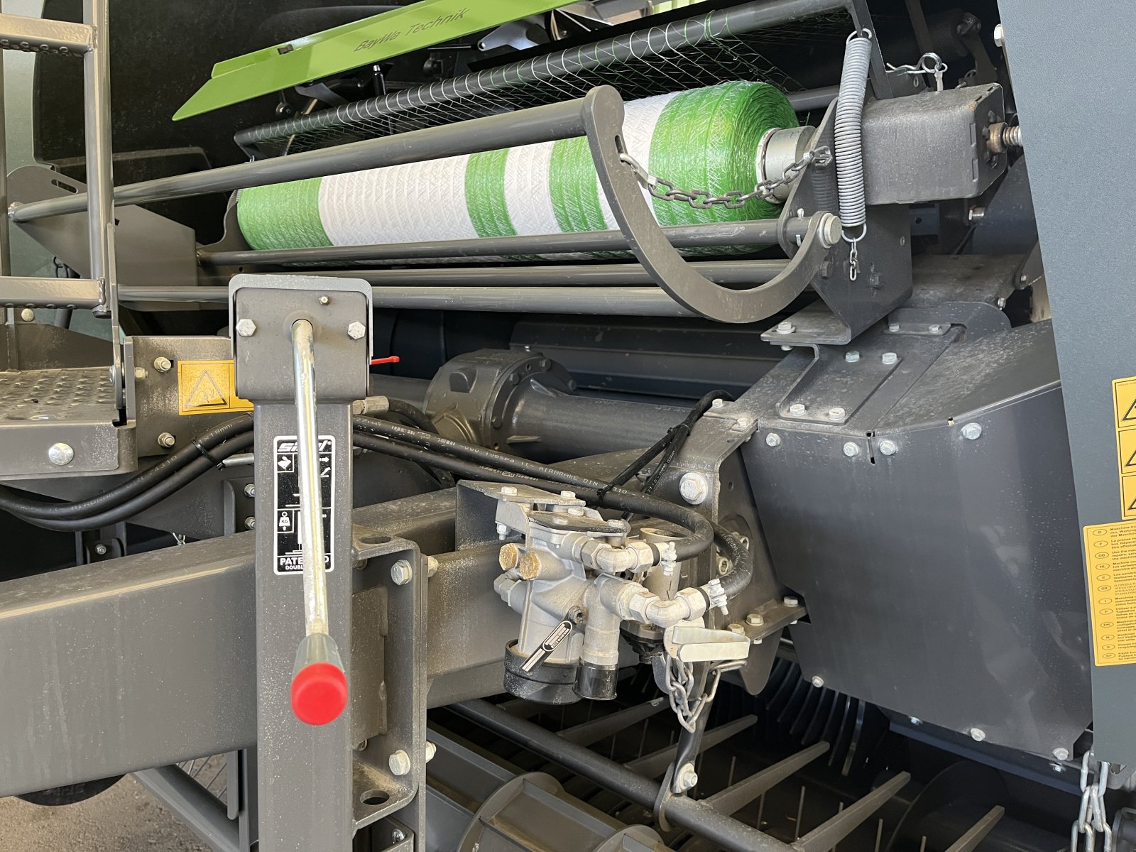 Rundballenpresse tip Fendt Rotana 130 F, Neumaschine in Frastanz (Poză 5)