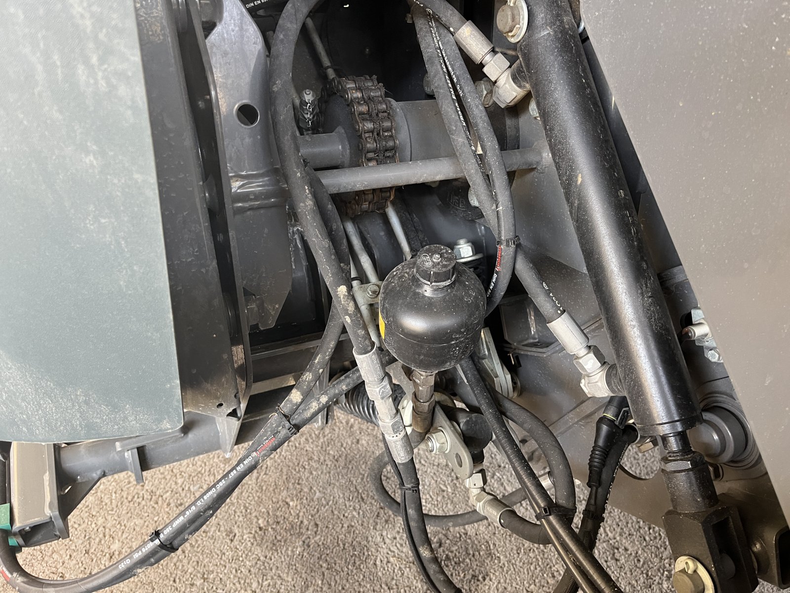 Rundballenpresse tip Fendt Rotana 130 F, Neumaschine in Frastanz (Poză 11)