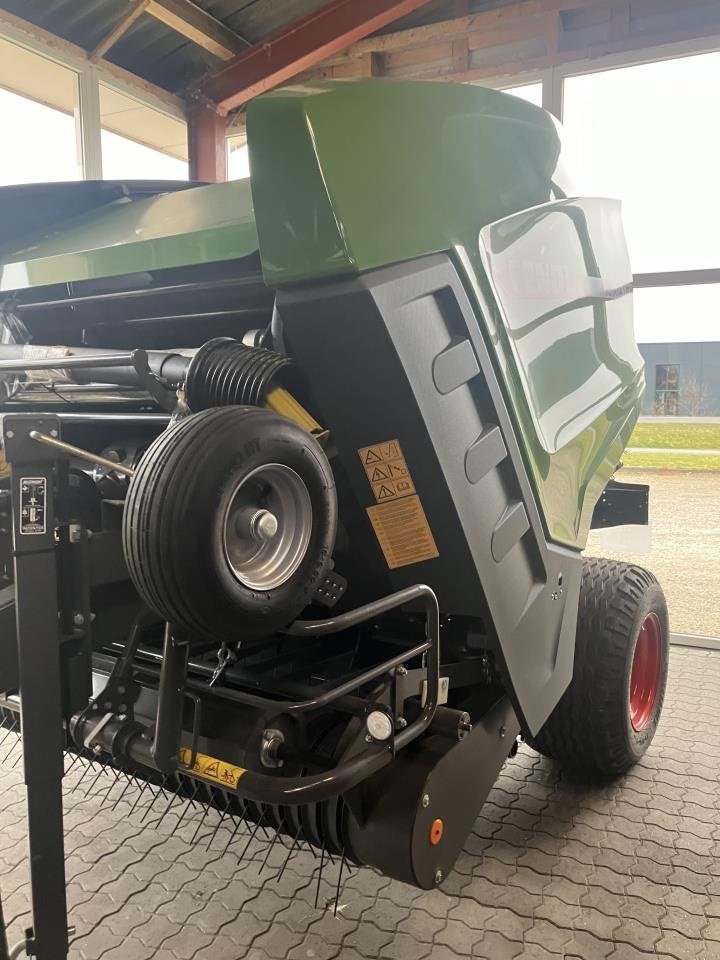 Rundballenpresse des Typs Fendt ROTANA 130F, Gebrauchtmaschine in Holstebro (Bild 1)