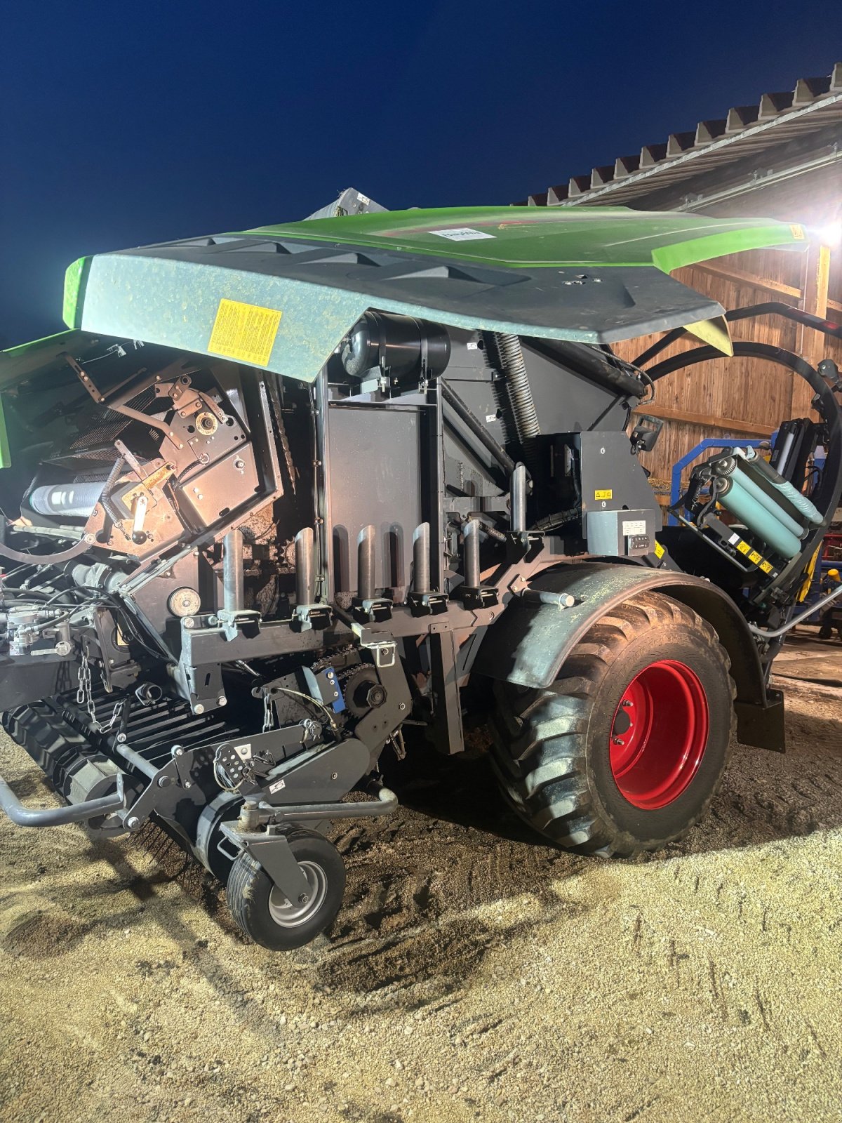 Rundballenpresse of the type Fendt Rotana 160 V combi, Gebrauchtmaschine in Römerstein (Picture 2)