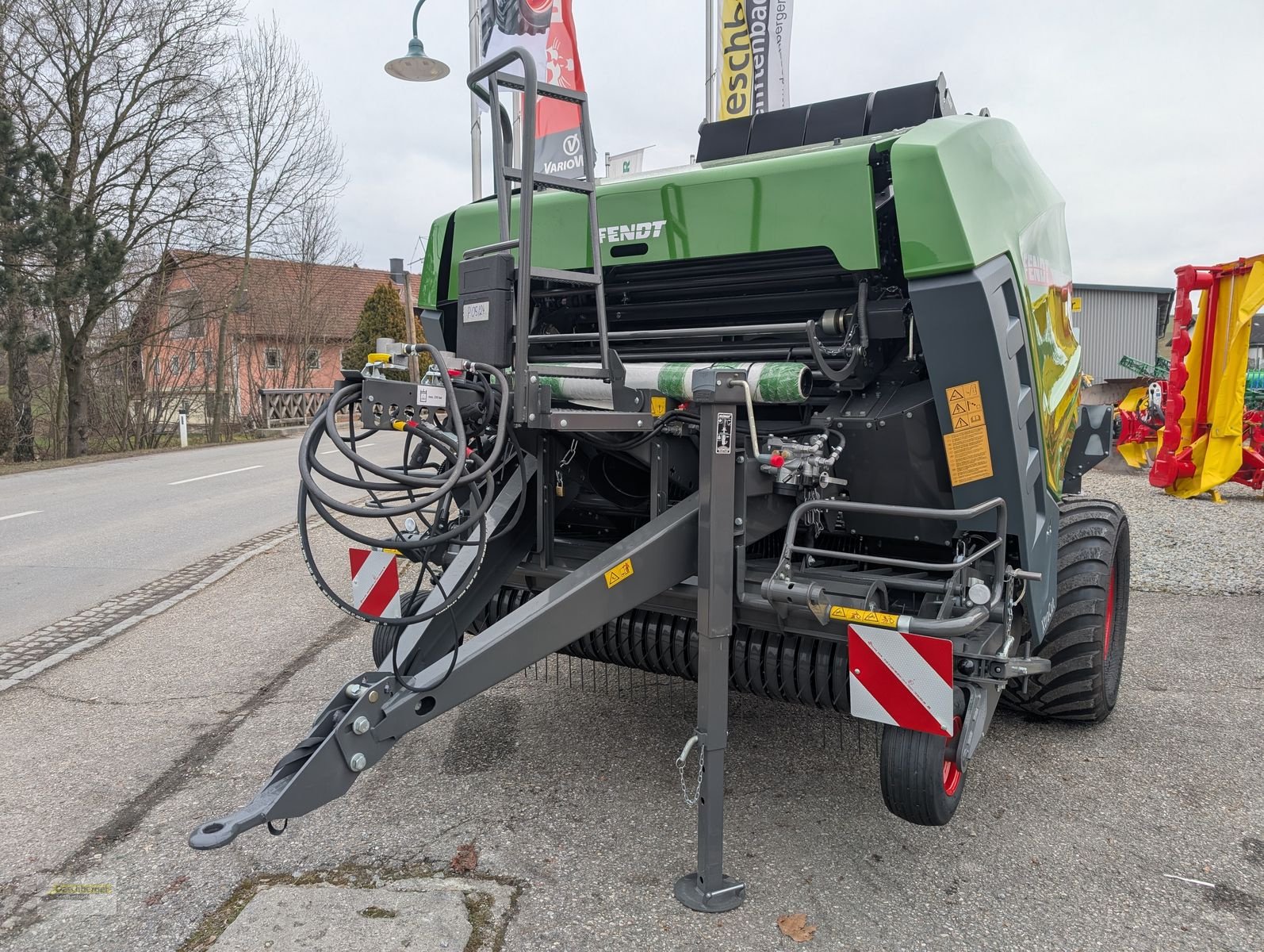 Rundballenpresse des Typs Fendt Rotana 160 V Xtra, Neumaschine in Senftenbach (Bild 12)