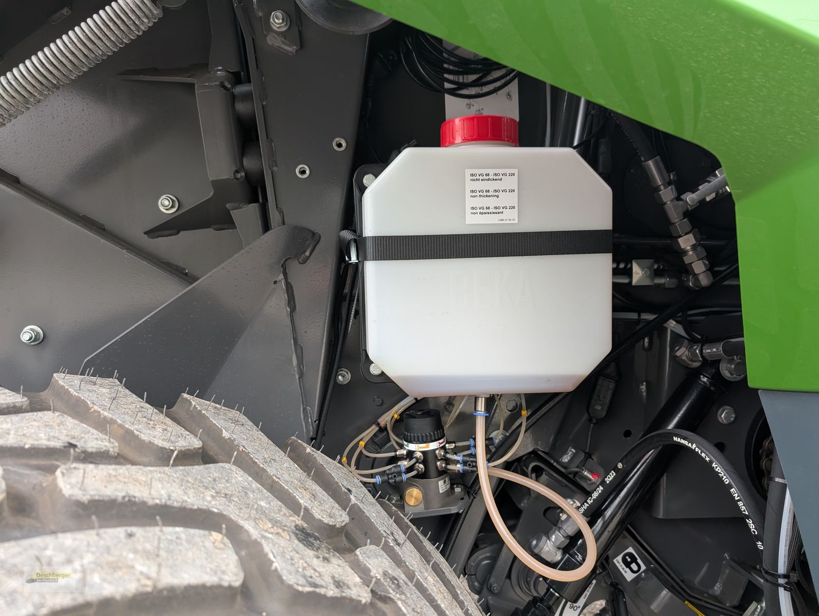 Rundballenpresse des Typs Fendt Rotana 160 V Xtra, Neumaschine in Senftenbach (Bild 3)