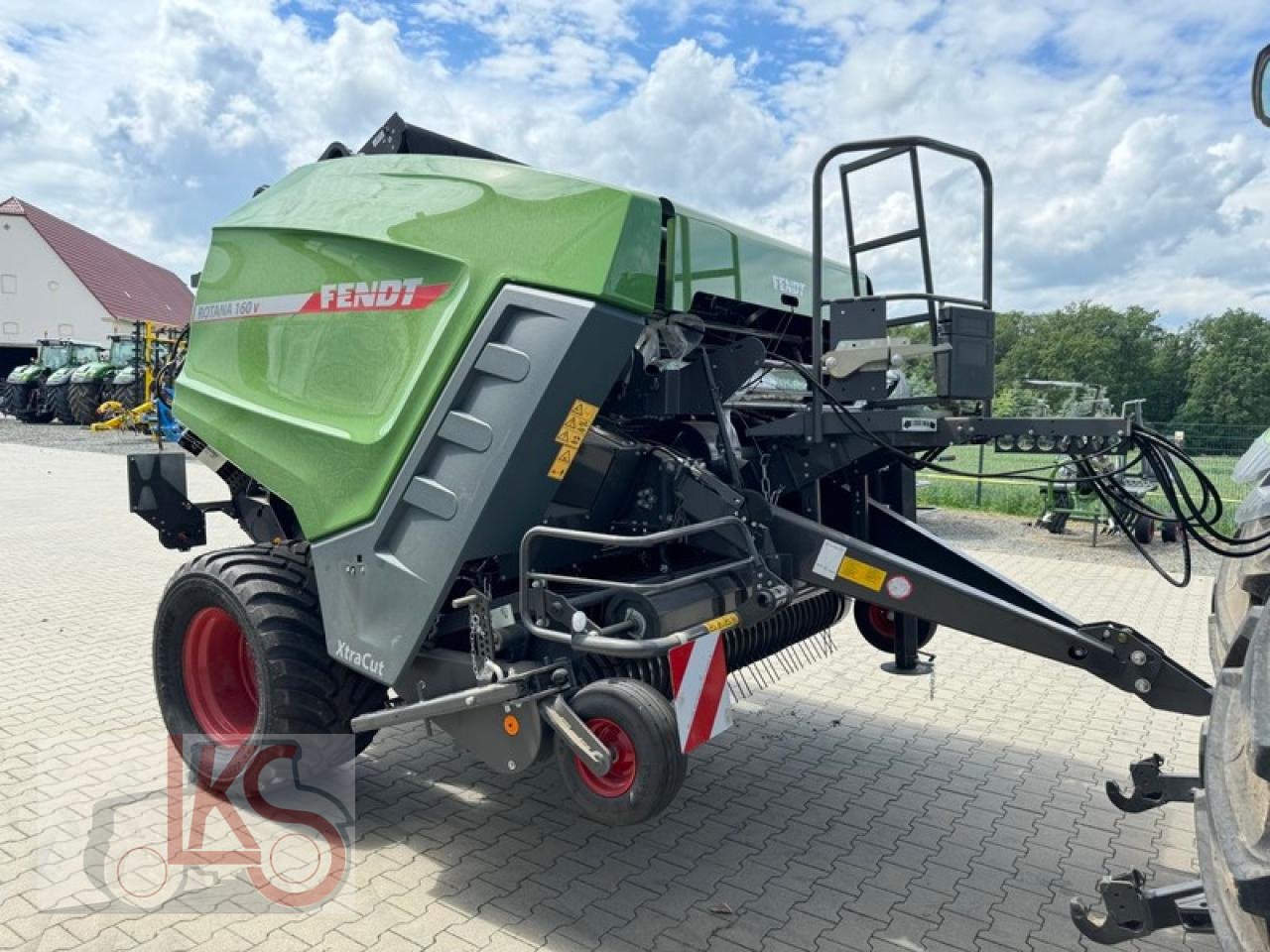 Rundballenpresse des Typs Fendt ROTANA 160 V, Neumaschine in Starkenberg (Bild 2)