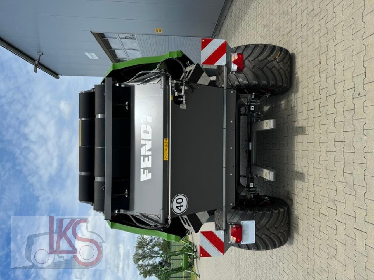 Rundballenpresse des Typs Fendt ROTANA 160 V, Neumaschine in Starkenberg (Bild 5)
