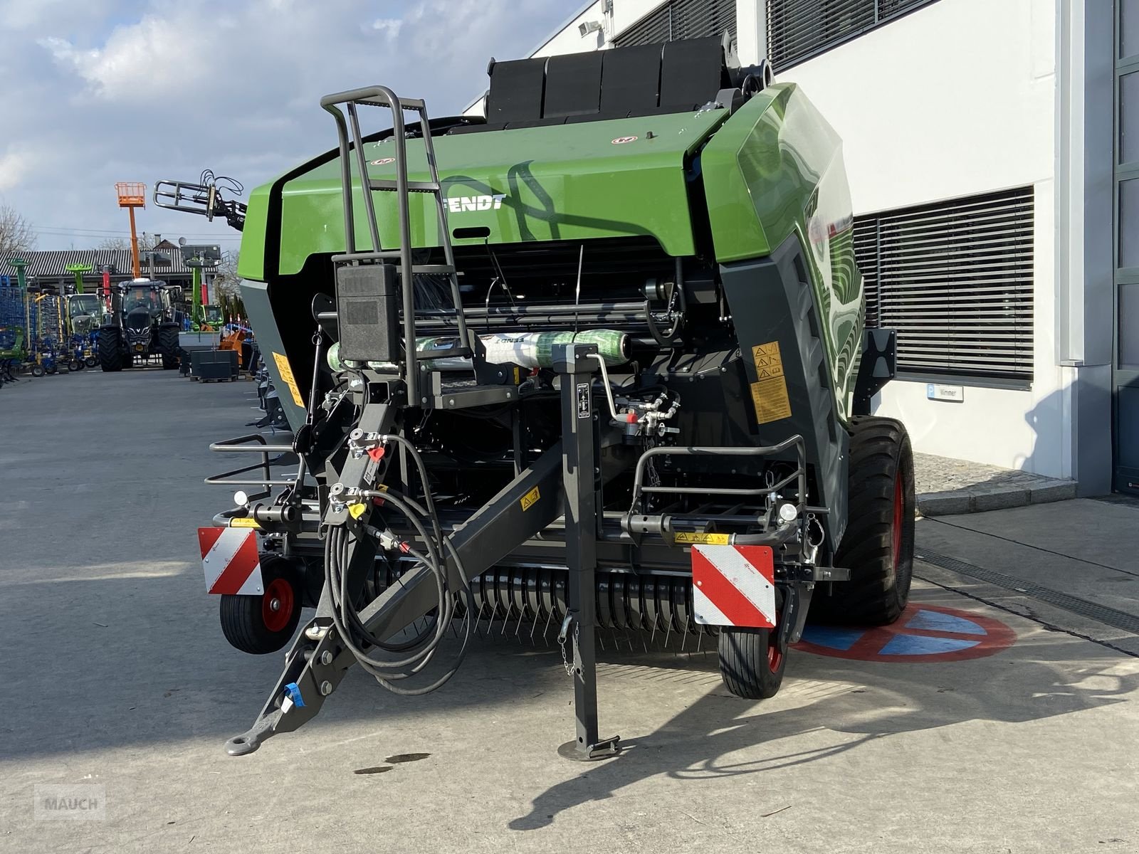 Rundballenpresse des Typs Fendt Rotana 160 V, Neumaschine in Burgkirchen (Bild 4)