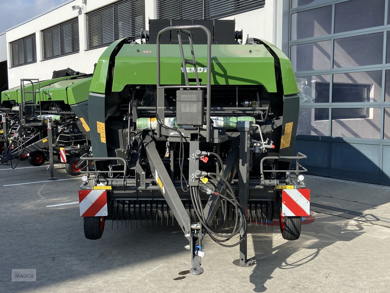 Rundballenpresse des Typs Fendt Rotana 160 V, Neumaschine in Burgkirchen (Bild 3)