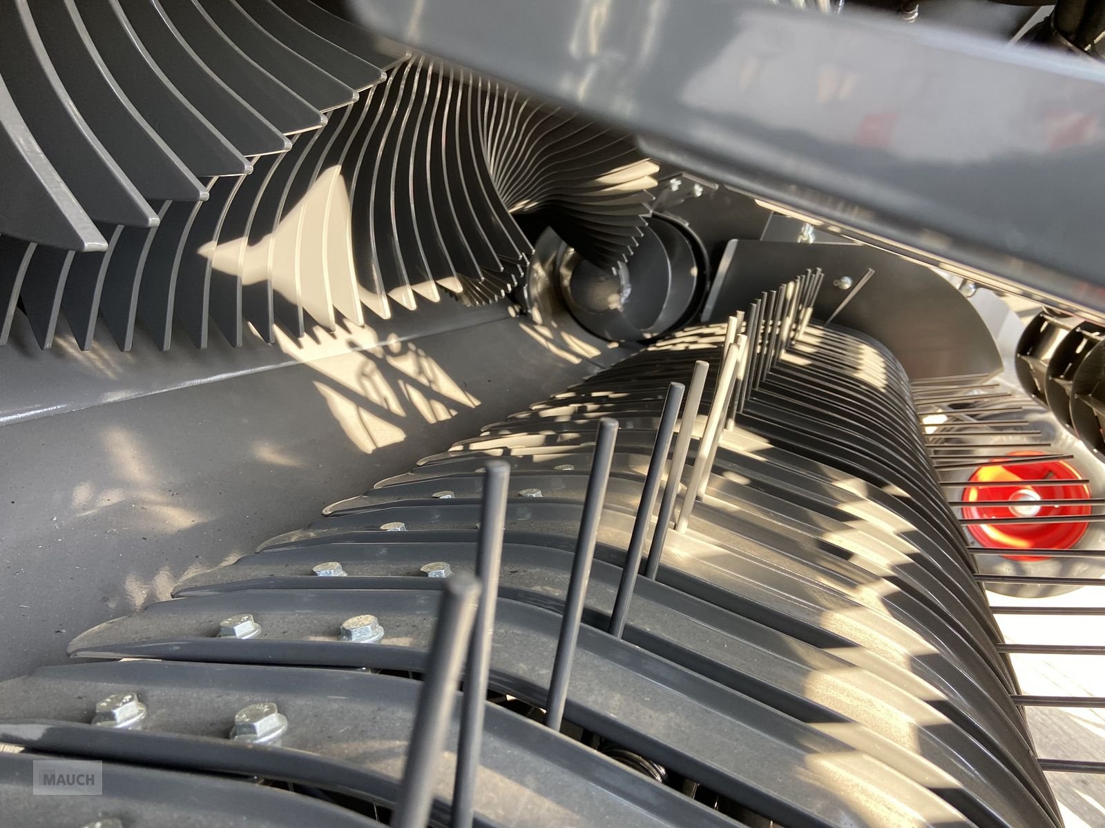 Rundballenpresse des Typs Fendt Rotana 160 V, Neumaschine in Burgkirchen (Bild 12)