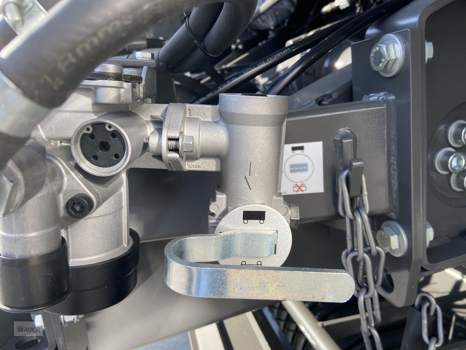 Rundballenpresse des Typs Fendt Rotana 160 V, Neumaschine in Burgkirchen (Bild 14)