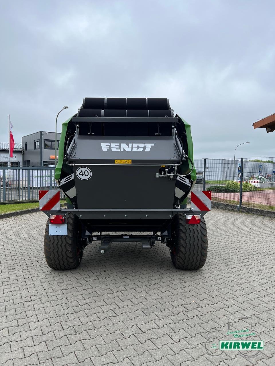 Rundballenpresse des Typs Fendt Rotana 160 Vxtra, Neumaschine in Blankenheim (Bild 3)