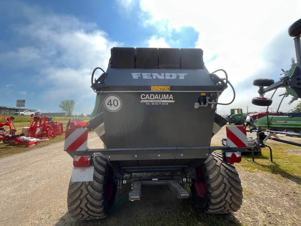 Rundballenpresse типа Fendt ROTANA 160 XTRA, Gebrauchtmaschine в Calmont (Фотография 9)