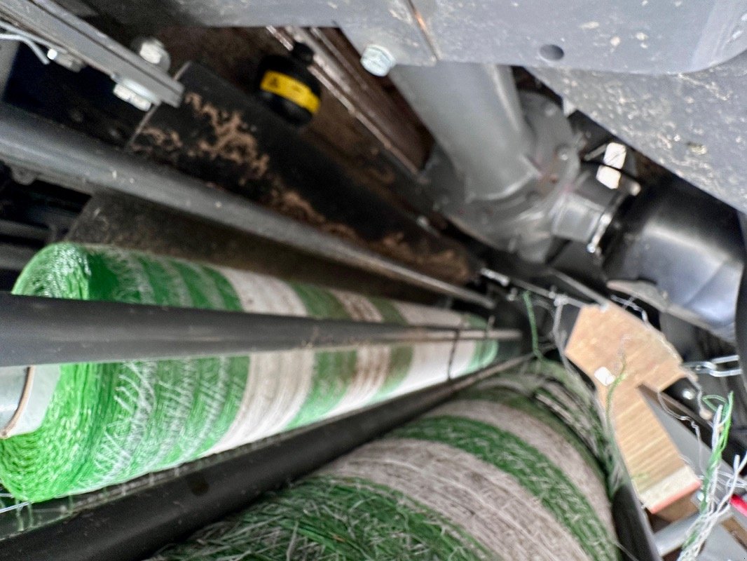 Rundballenpresse del tipo Fendt ROTANA 180V Xtra Cut Welger, Gebrauchtmaschine In Liebenwalde (Immagine 8)