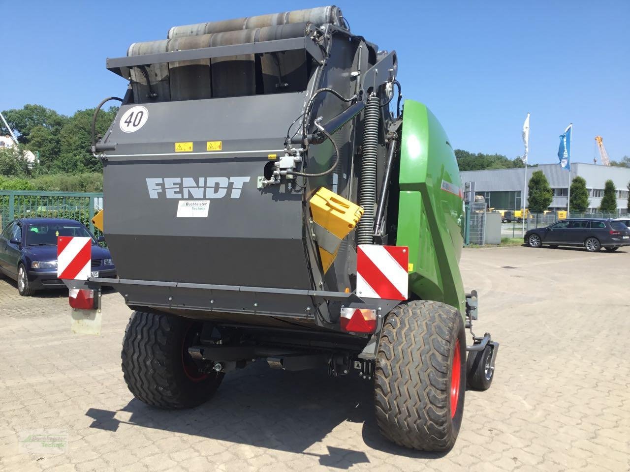 Rundballenpresse типа Fendt Rotana 4180 V Xtra, Gebrauchtmaschine в Hess.Oldendorf (Фотография 3)