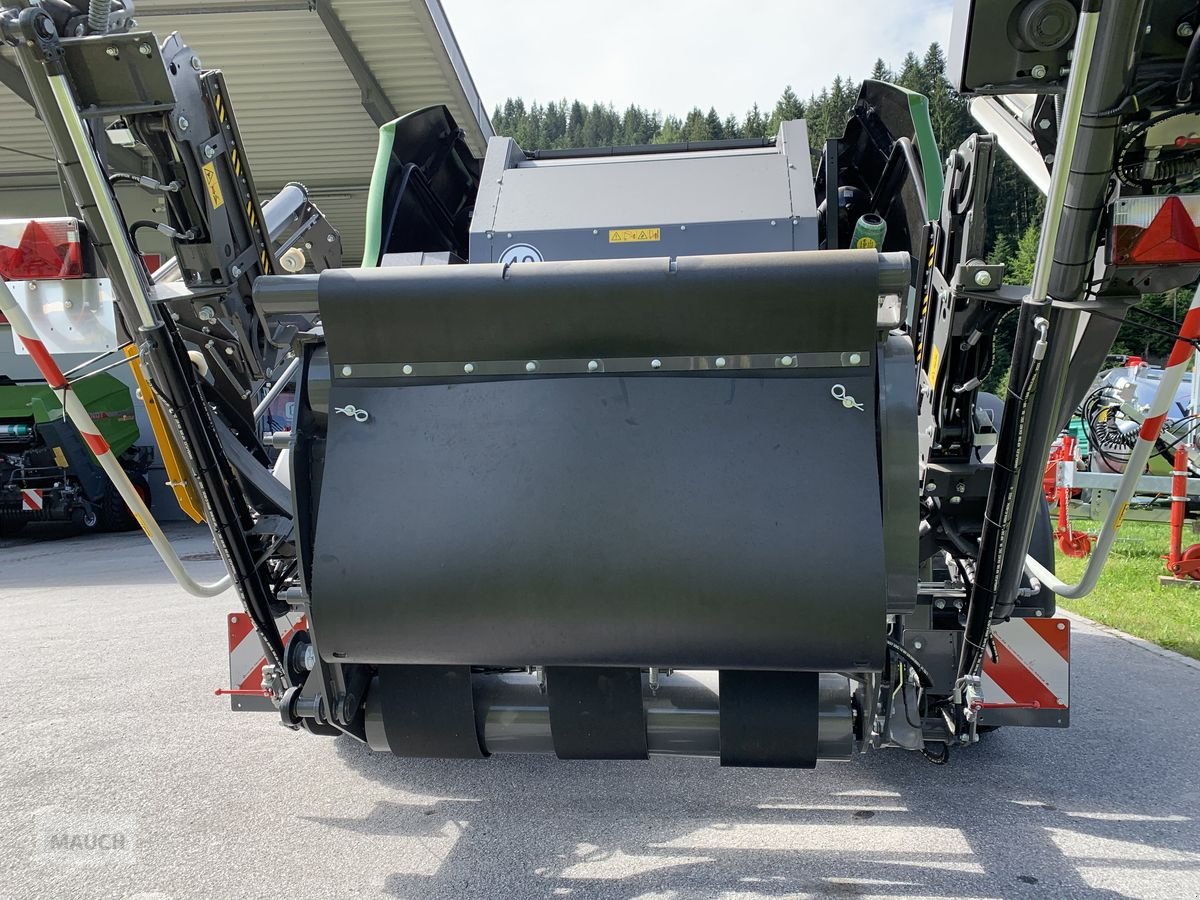 Rundballenpresse des Typs Fendt Rundballenpresse Rotana 130F Combi, Neumaschine in Eben (Bild 12)