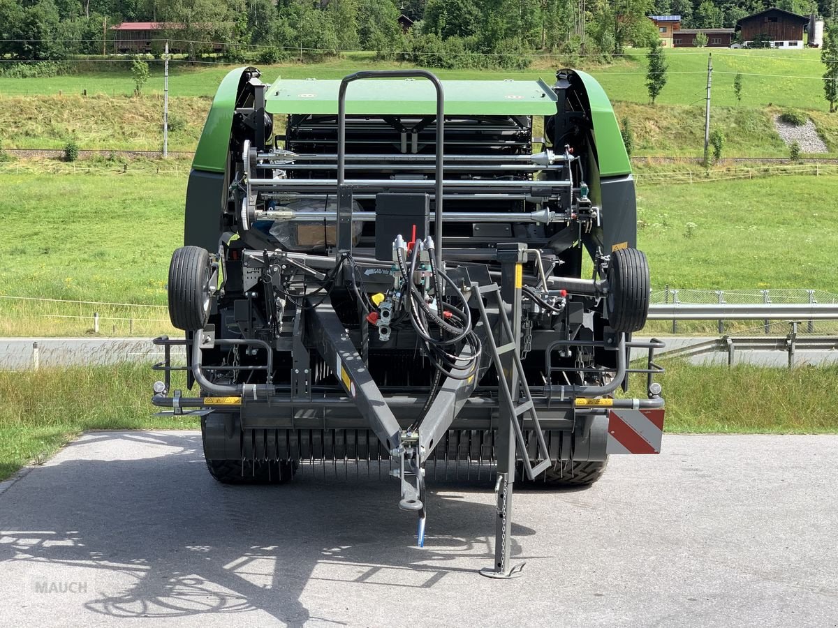 Rundballenpresse des Typs Fendt Rundballenpresse Rotana 130F Combi, Neumaschine in Eben (Bild 3)