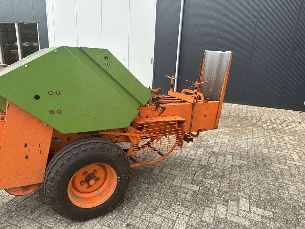 Rundballenpresse des Typs Gallignani 6500, Gebrauchtmaschine in MARIENHEEM (Bild 4)