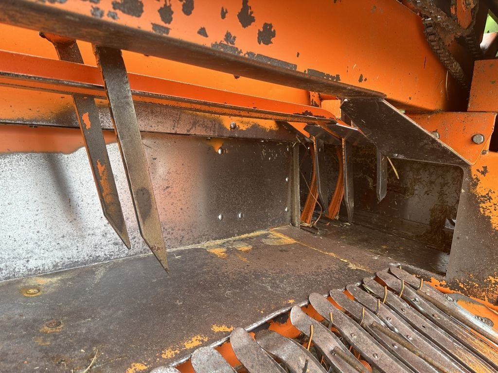 Rundballenpresse des Typs Gallignani 6500, Gebrauchtmaschine in MARIENHEEM (Bild 9)