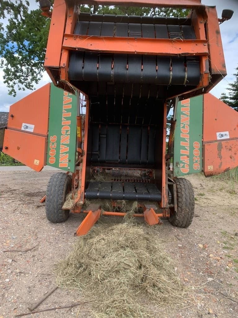 Rundballenpresse des Typs Gallignani 9300, Gebrauchtmaschine in Kolding (Bild 7)